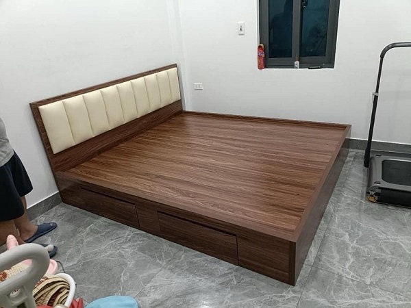 Giường ngủ gỗ MDF bọc đệm GN153