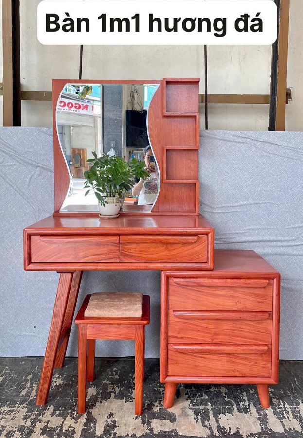 Bàn phấn gỗ Hương kiểu gương sóng BP56