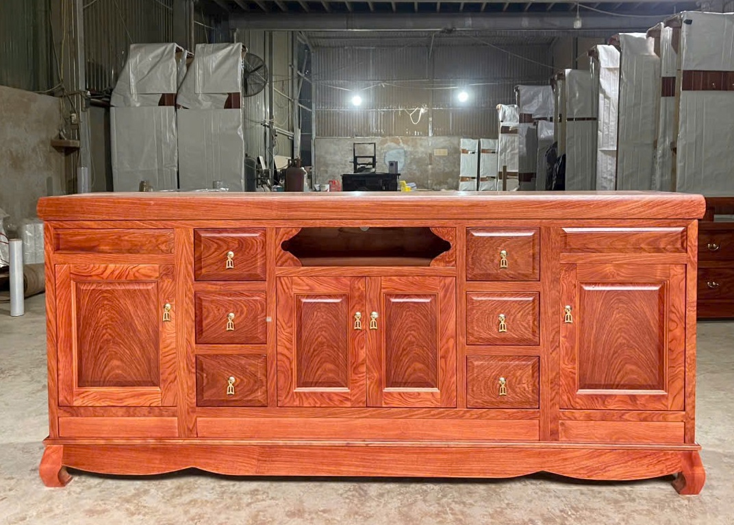 Kệ tivi gỗ hương đá 6 ô kéo 2m2 KTV144