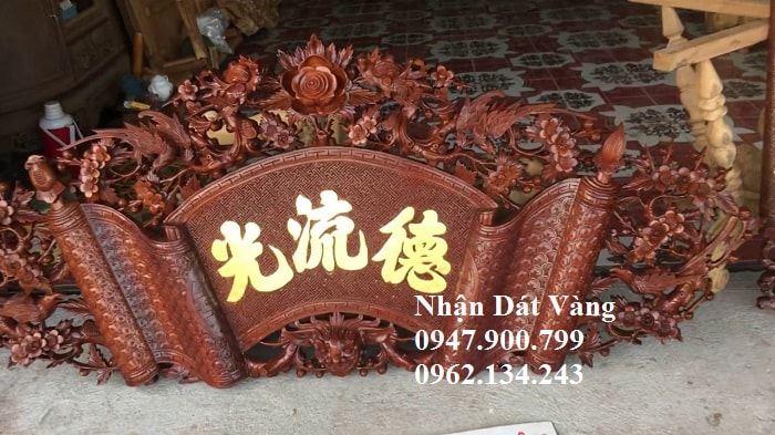 Nhận dát vàng chữ câu đối tại nhà